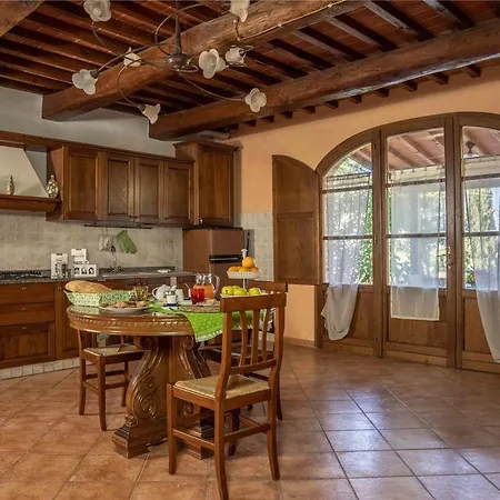 Alloggio per agriturismo Biologico Diacceroni *